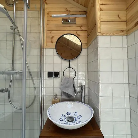 Pod Katem Ostrym Villa *