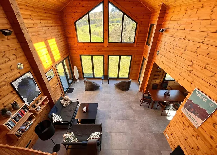 Pod Kątem Ostrym Willa *